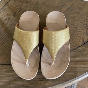 Fitflop Gold Texture Thong Sandals